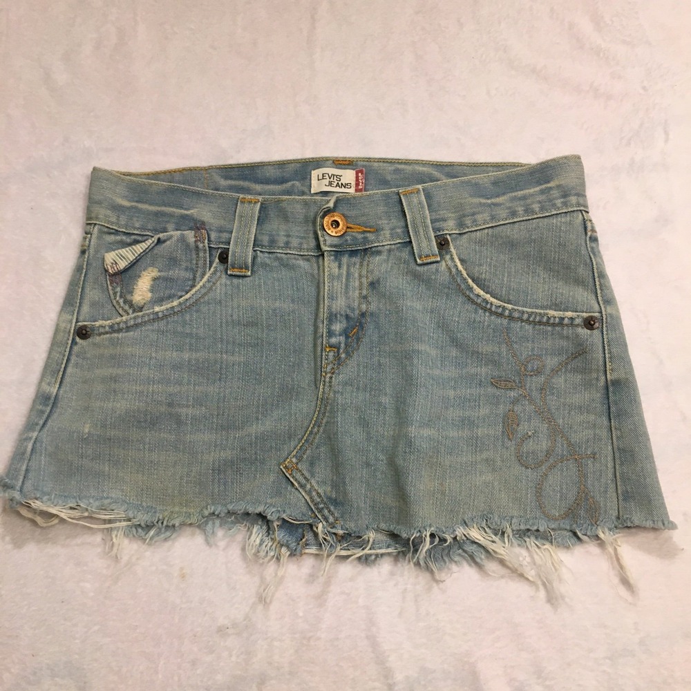 Levis Denim Mini Skirt Womens 7 Light Blue Good Embroidered Raw Hem Low Rise